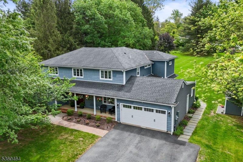 27 Phoenix Dr