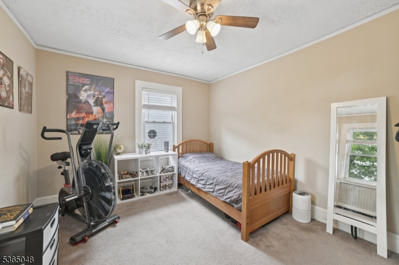 350 Walnut St