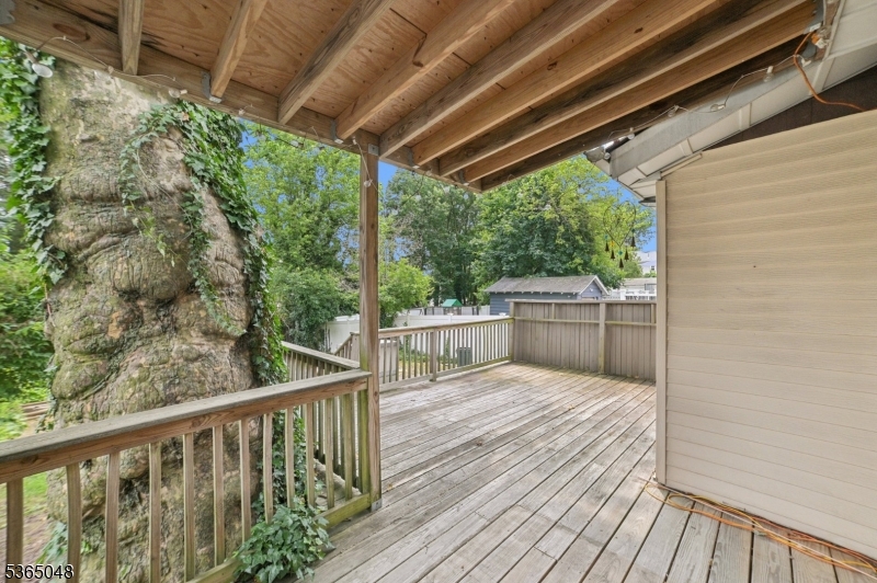 350 Walnut St