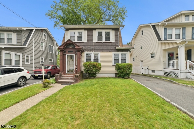 350 Walnut St