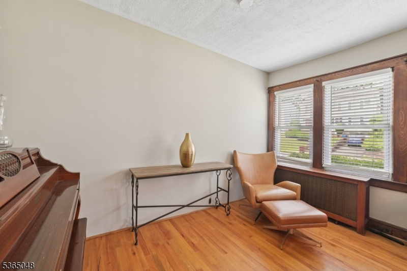350 Walnut St