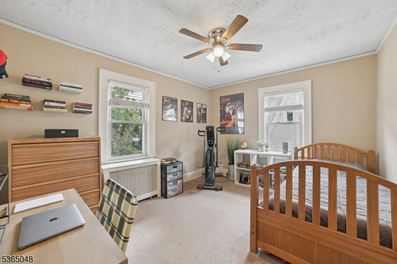 350 Walnut St