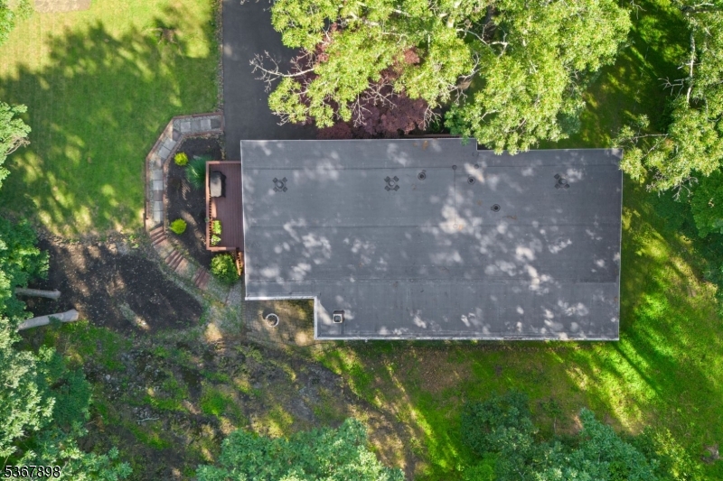 1295 Colonial Way