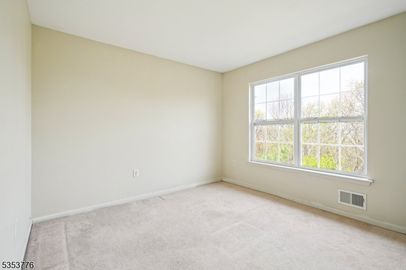 36 Winding Hill Dr