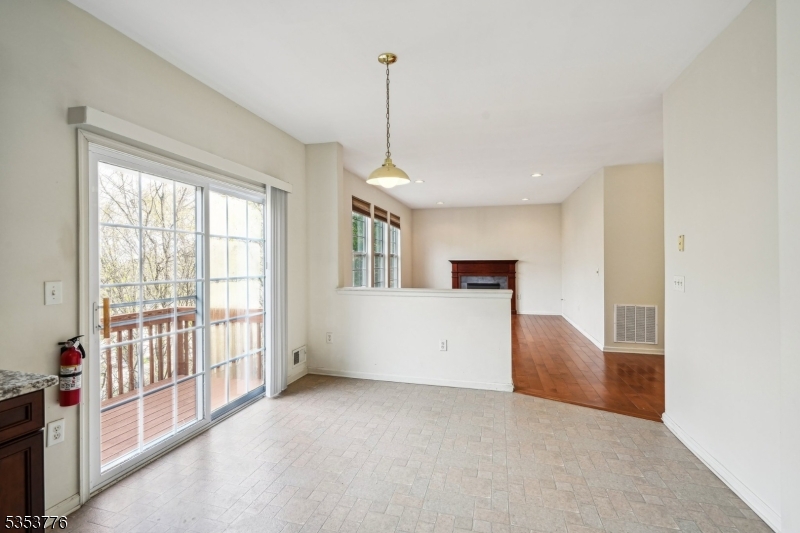 36 Winding Hill Dr