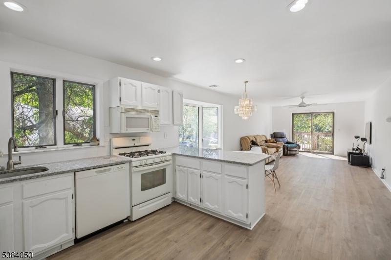 136 Changebridge Rd B8