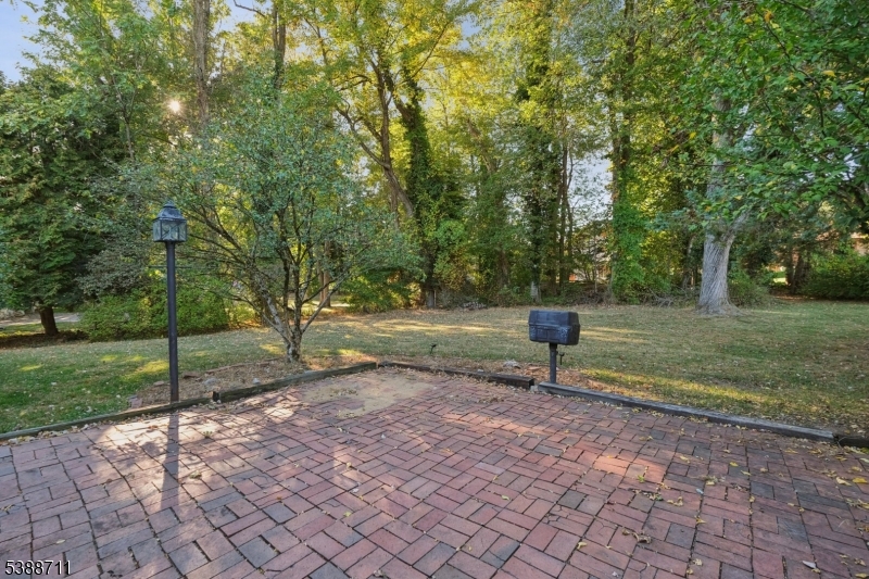 74 Fairway Dr