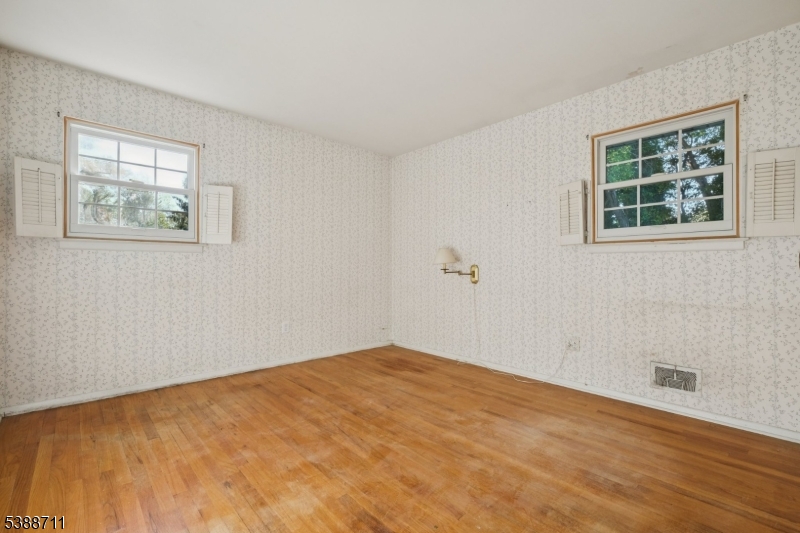 74 Fairway Dr