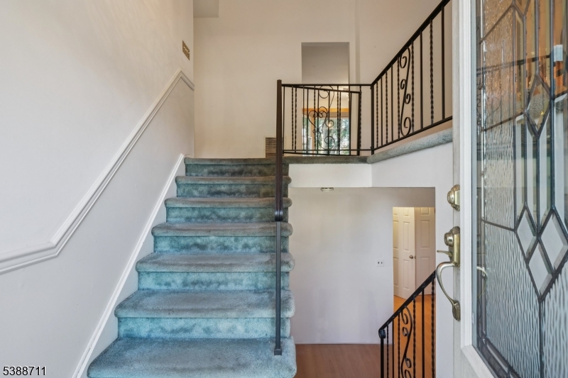 74 Fairway Dr