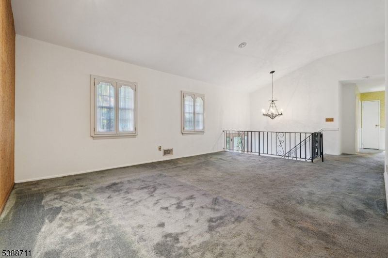 74 Fairway Dr