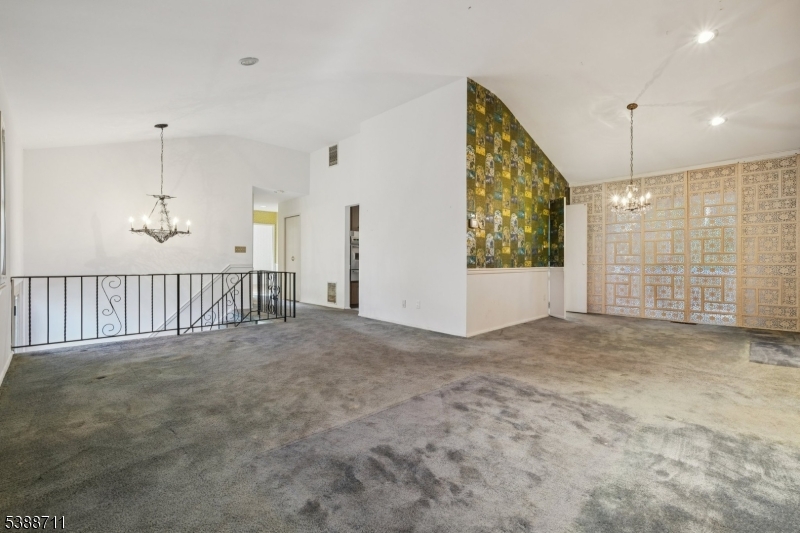 74 Fairway Dr