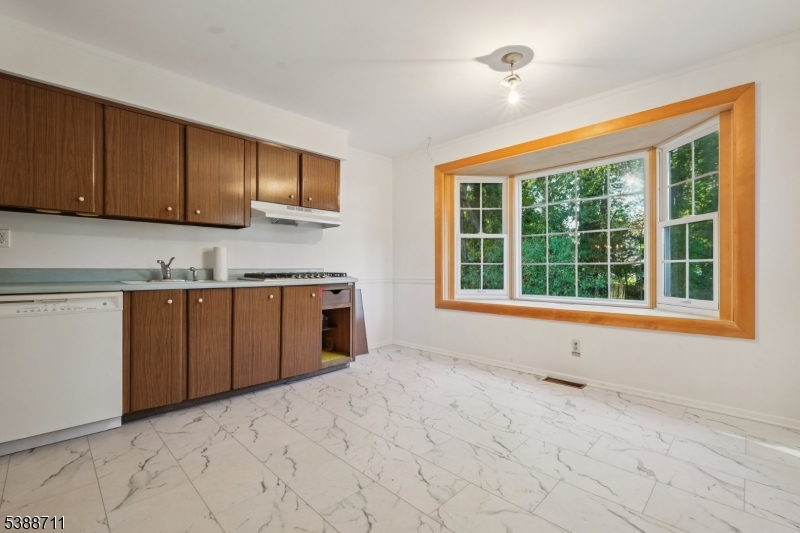 74 Fairway Dr