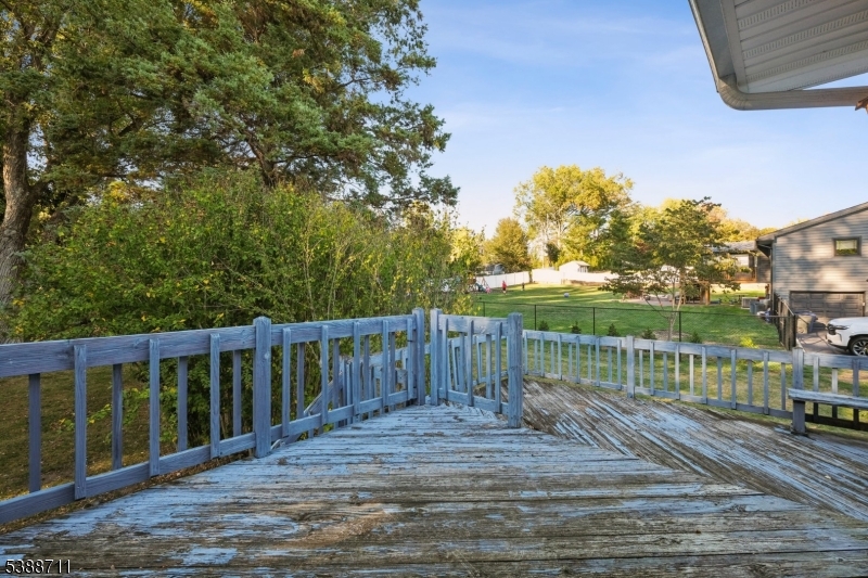 74 Fairway Dr