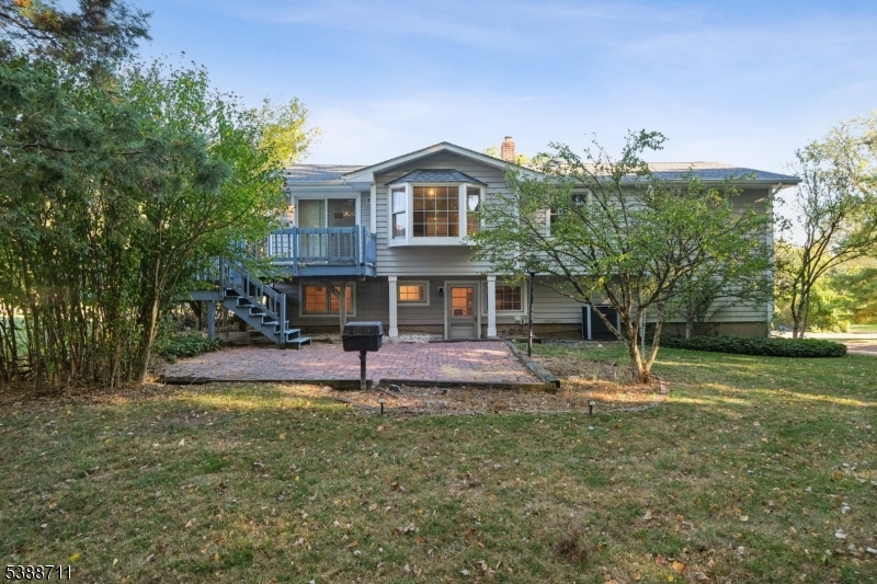 74 Fairway Dr