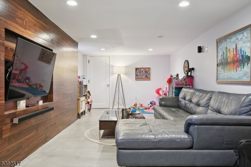 109 Washington Pl