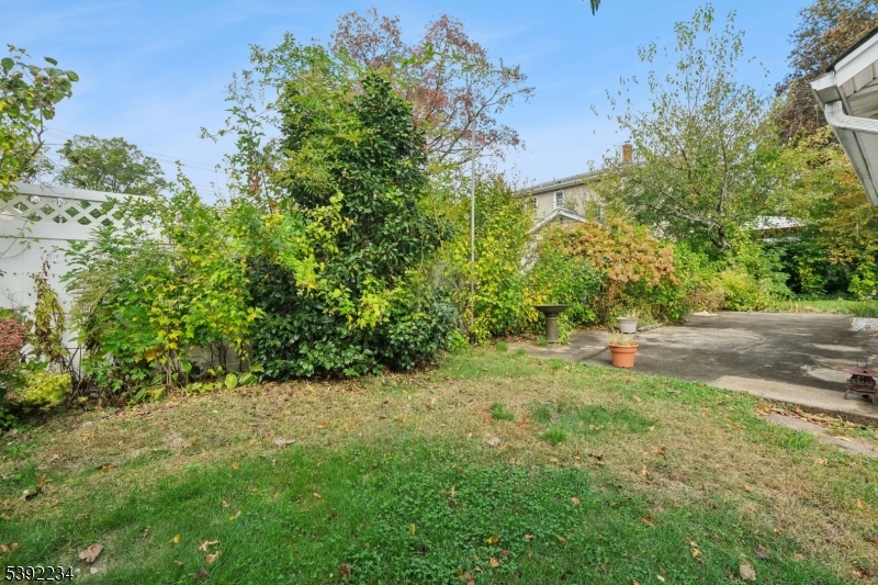 73 Hoover Ave
