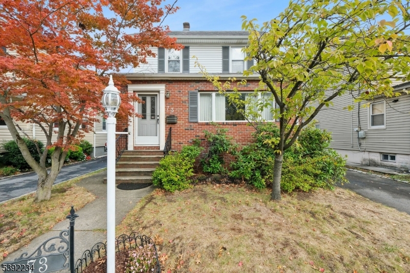 73 Hoover Ave