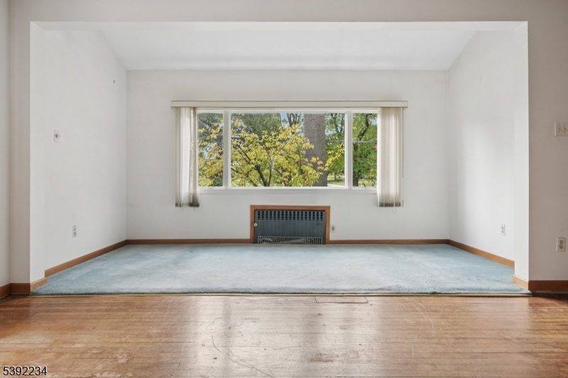 73 Hoover Ave