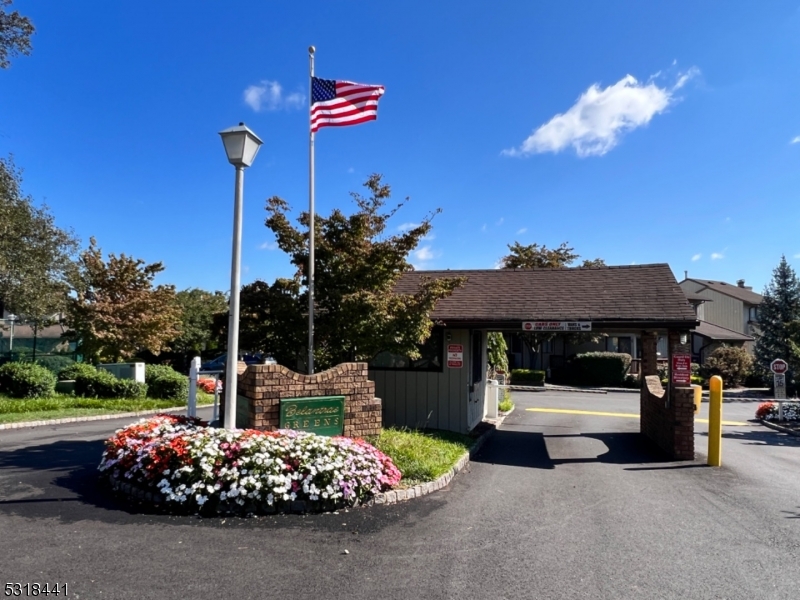 250 Ridgedale Ave A3