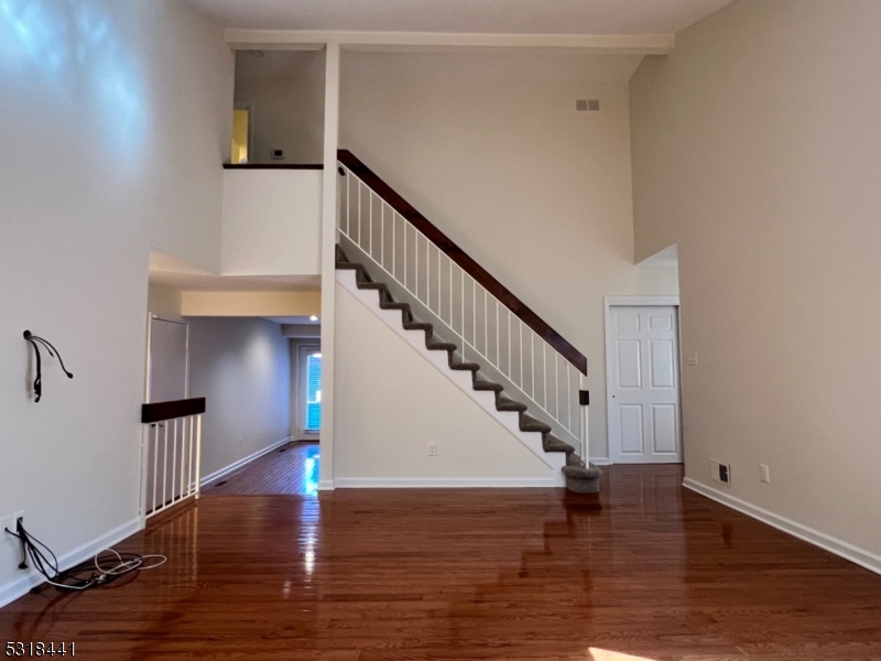 250 Ridgedale Ave A3