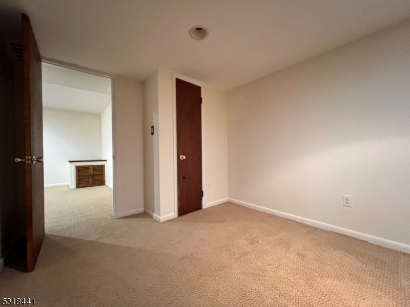 250 Ridgedale Ave A3