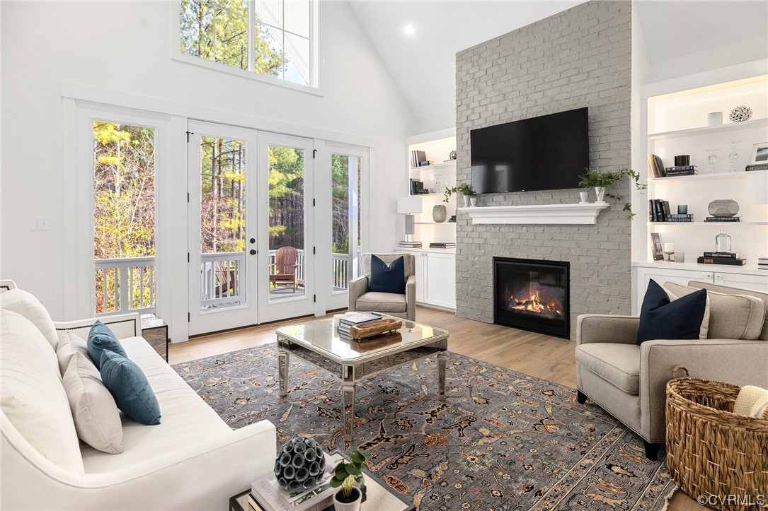 5143 Lake Summer Loop