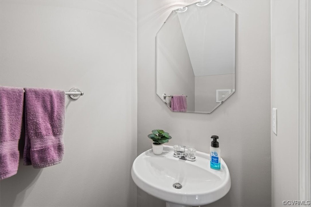 14700 Waters Shore Drive