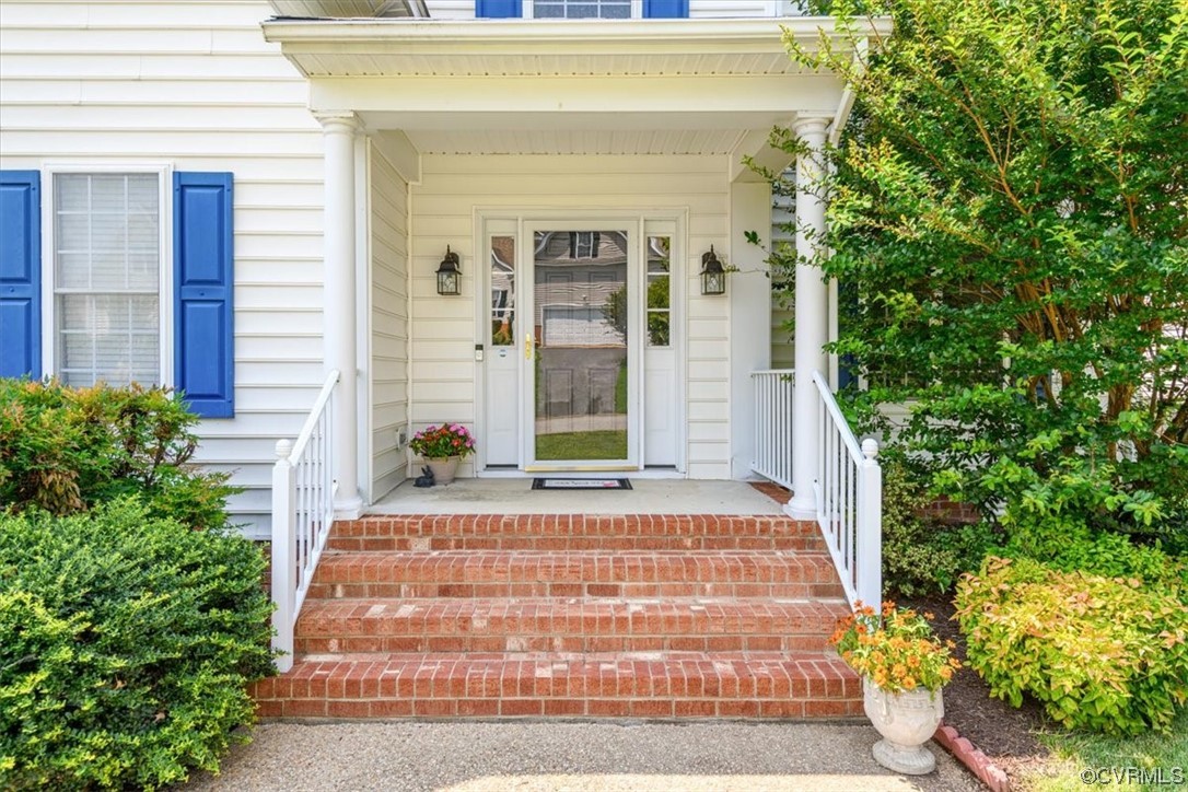 14700 Waters Shore Drive