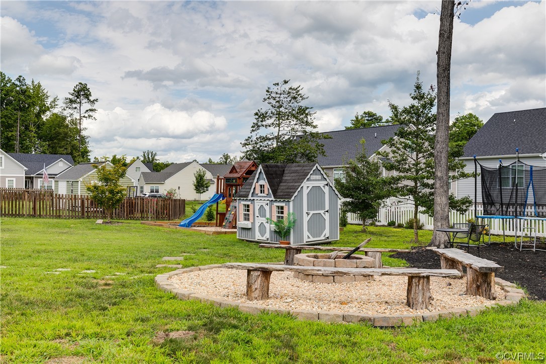 11207 Lost Parrish Dr