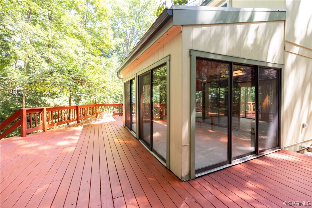 13704 Nuttree Woods Ct