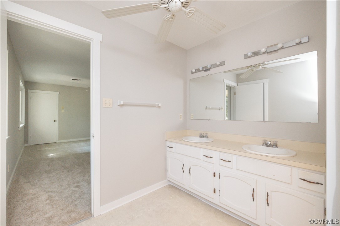 13704 Nuttree Woods Ct