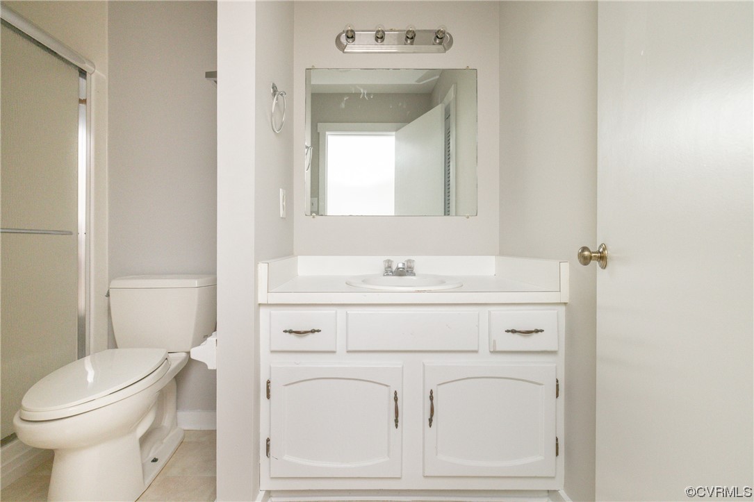 13704 Nuttree Woods Ct