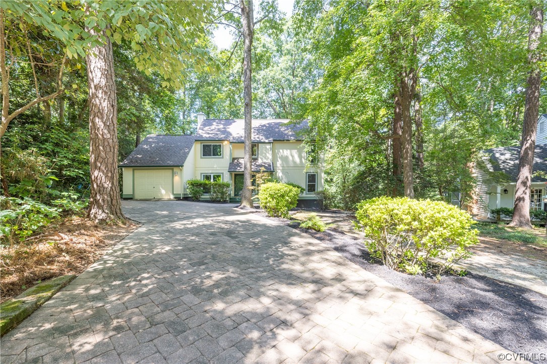 13704 Nuttree Woods Ct