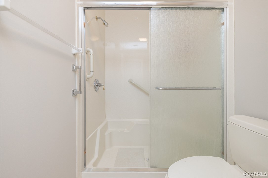 13704 Nuttree Woods Ct