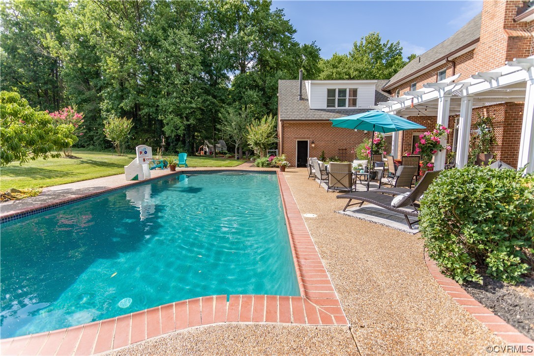 11417 Edgelake Ct