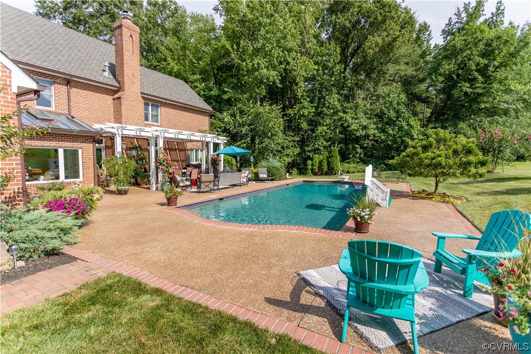 11417 Edgelake Ct