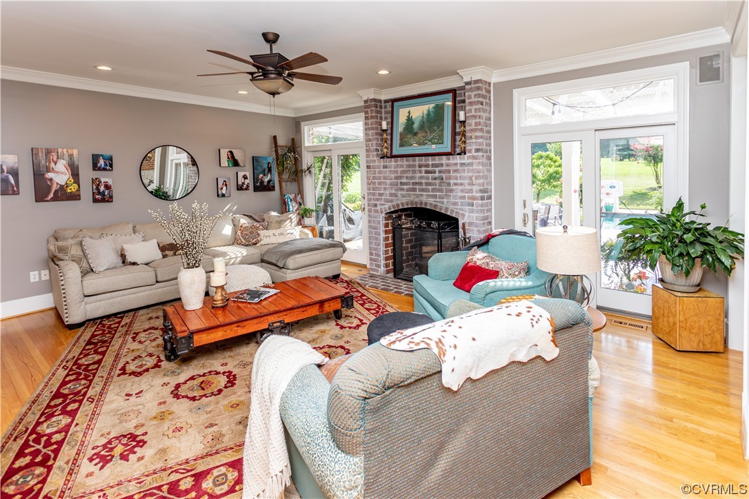 11417 Edgelake Ct