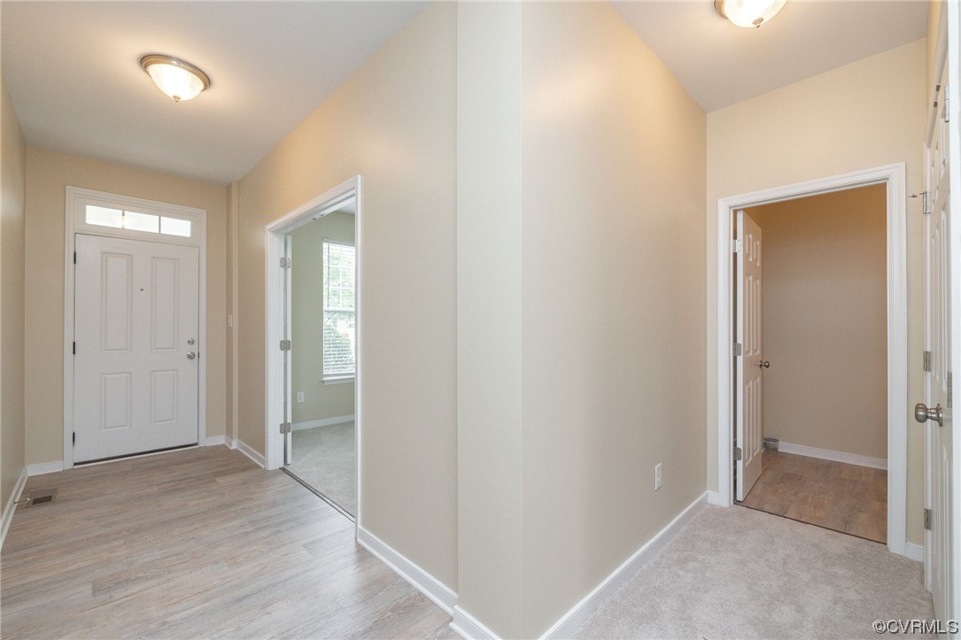 644 Abbey Village Cir