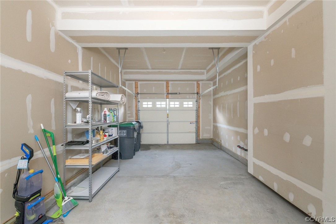 644 Abbey Village Cir