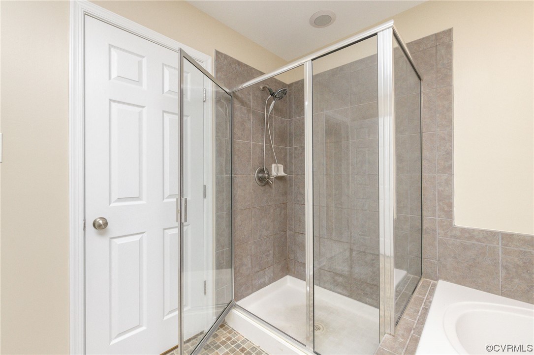 644 Abbey Village Cir