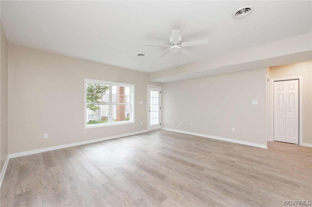 644 Abbey Village Cir