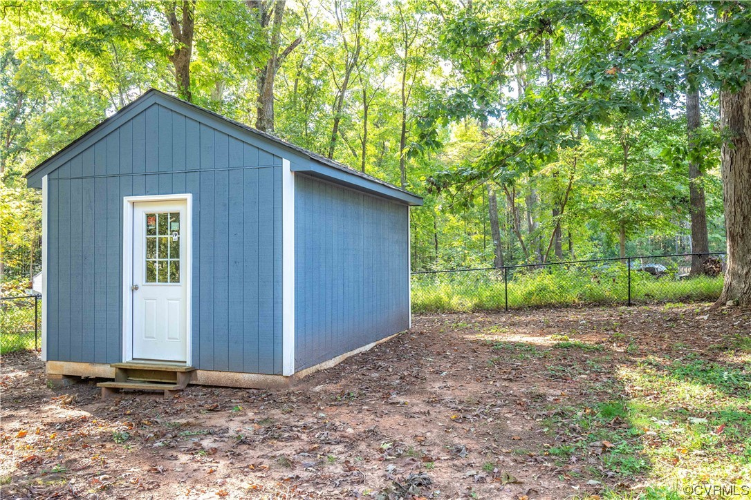 2433 Mountain View Rd