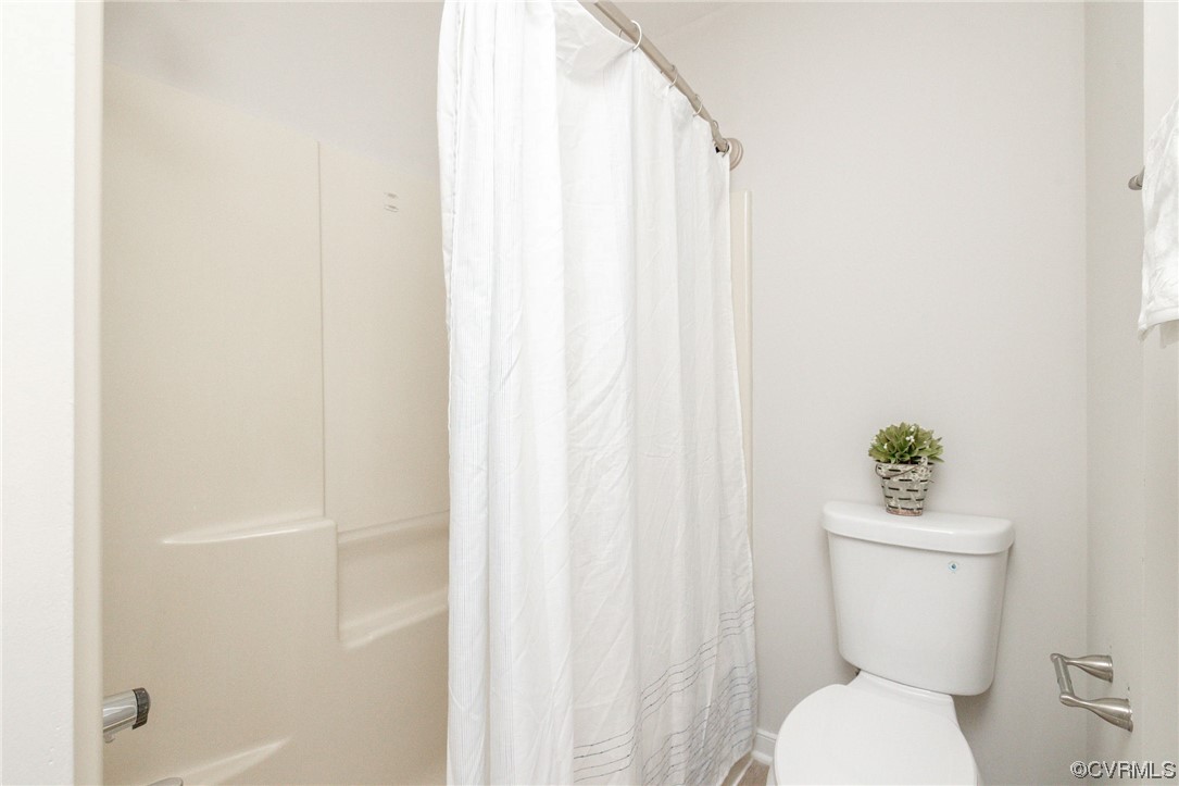 12051 Goldenbrook Dr