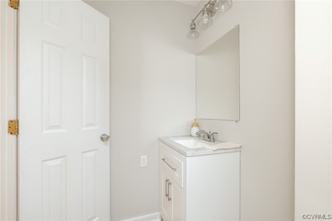 12051 Goldenbrook Dr