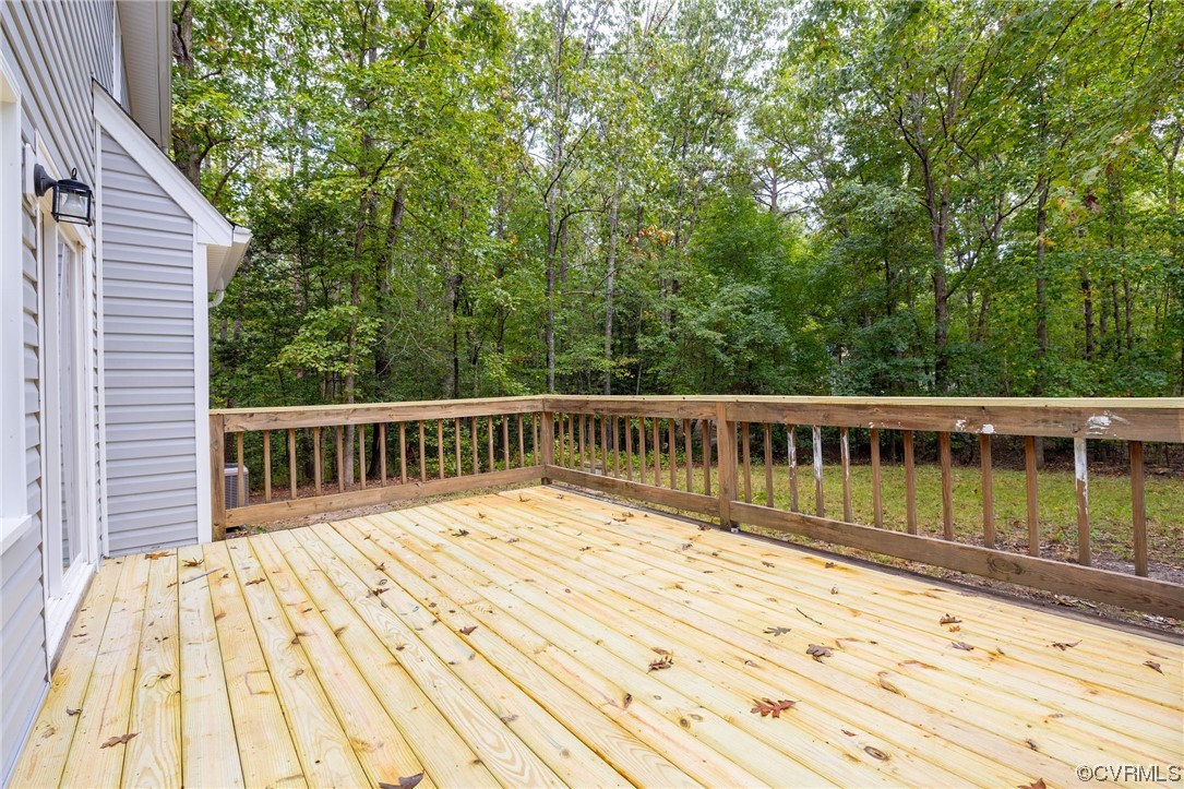 12051 Goldenbrook Dr