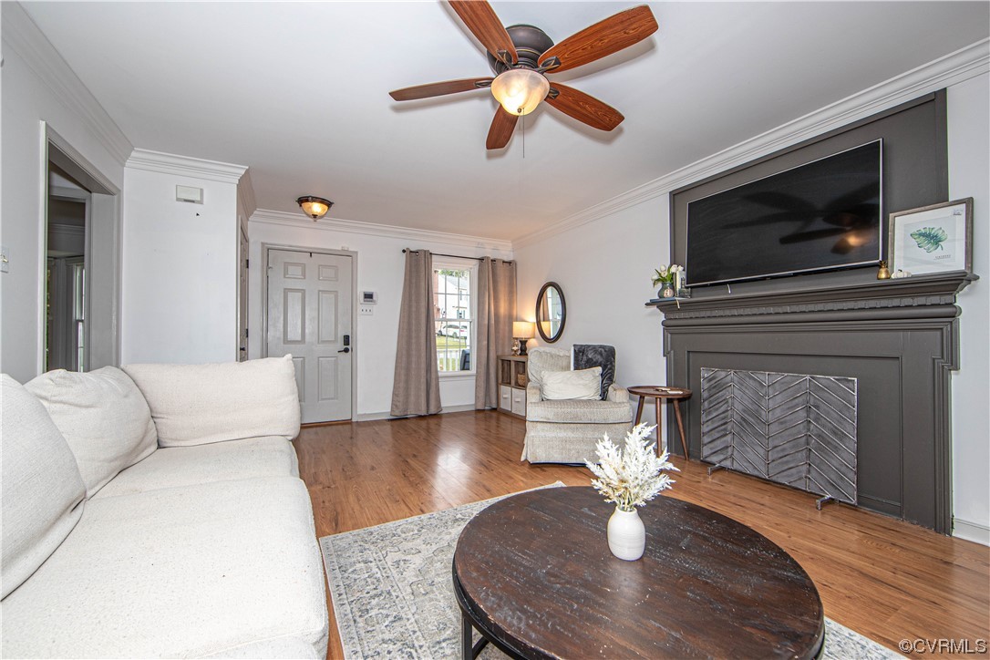 6149 Winding Hills Dr