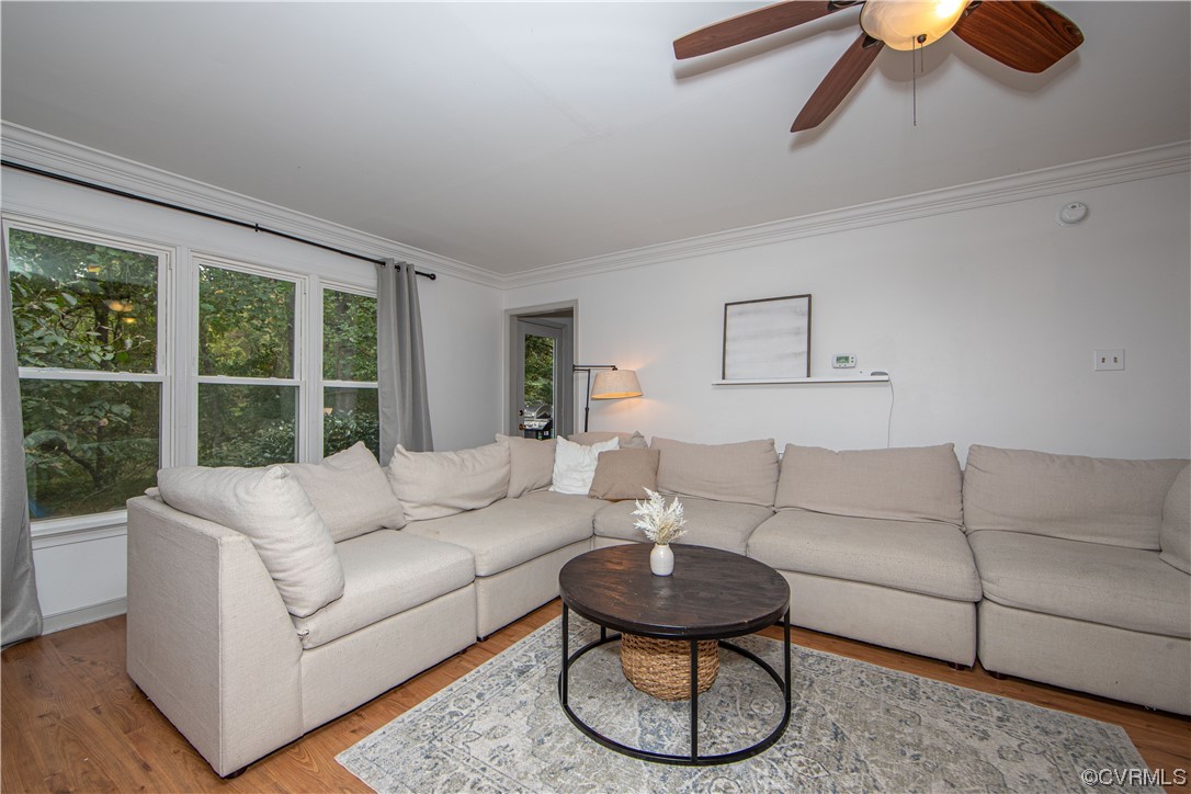 6149 Winding Hills Dr