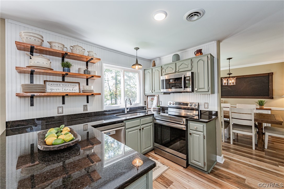 2908 Cove Ridge Trce