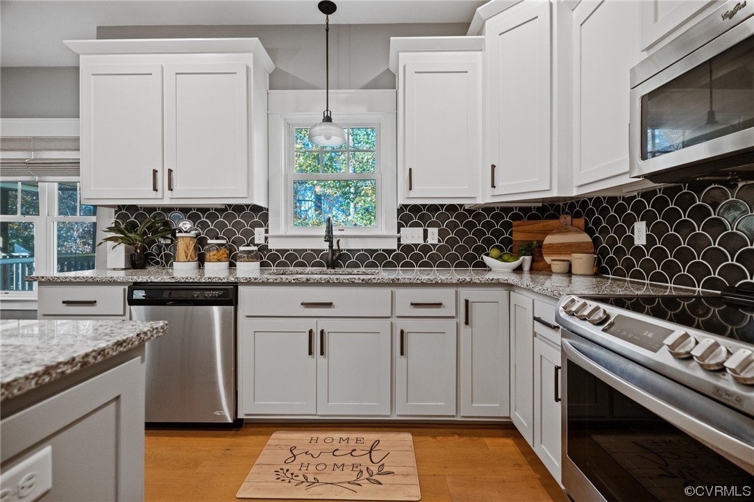 12306 Point Landing Ct