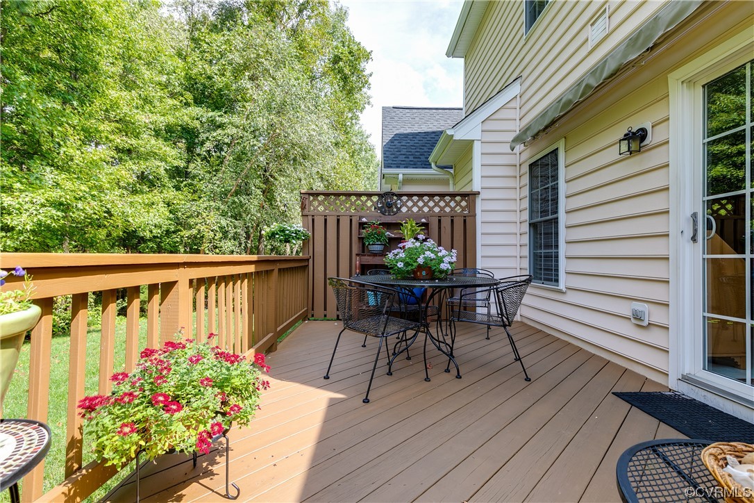 166 Carriage Point Ln